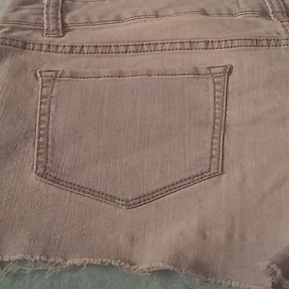 Short's - Picture 5 of 5